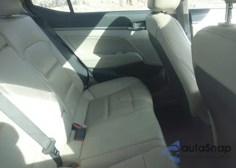 2017 Hyundai Elantra Limited из США, поврежденный, VIN 5NPD84LF6HH037120